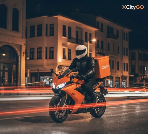 XCityGo moto kurye cadde teslimatı